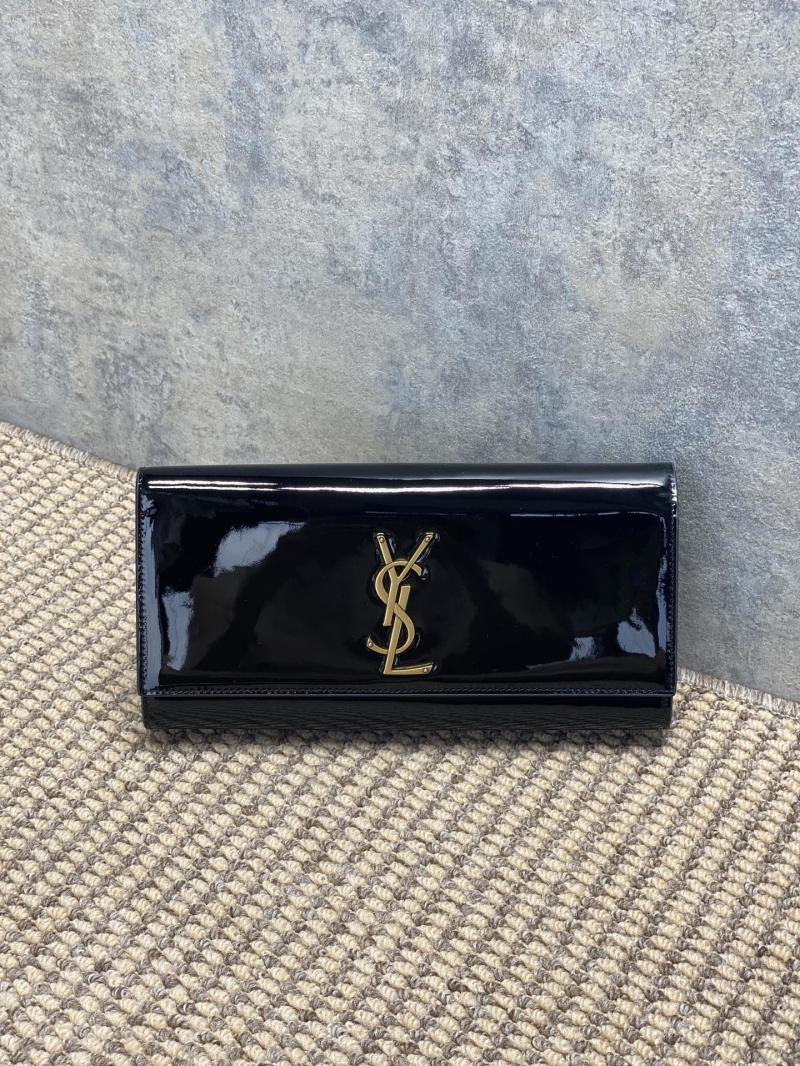 Y51 clutch bags